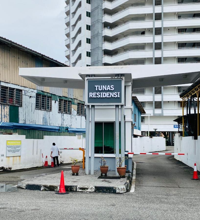 Spice Tunas 3B2B House บายันเลอปาส ภายนอก รูปภาพ